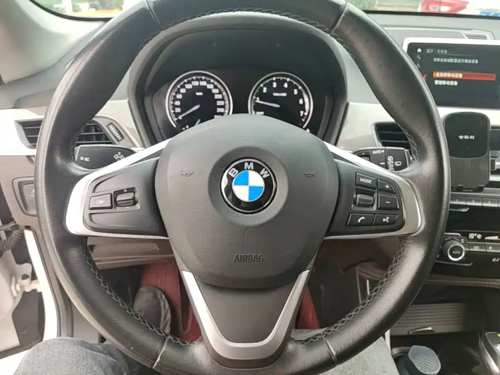 BMW X1 — миниатюра 7