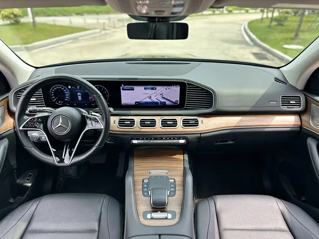 Mercedes-Benz GLE (Import) — миниатюра 15