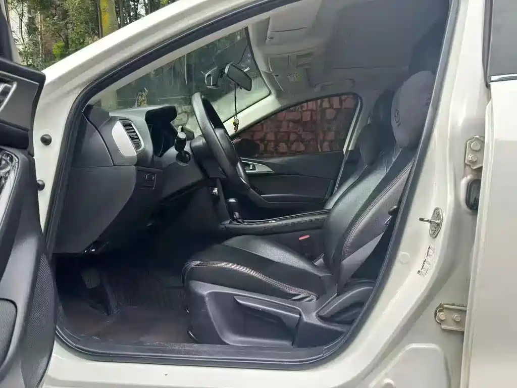 Mazda 3 Axela — миниатюра 5