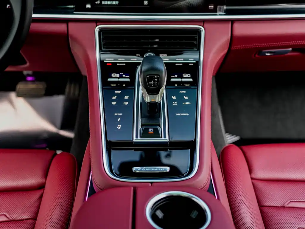Porsche Panamera — миниатюра 16