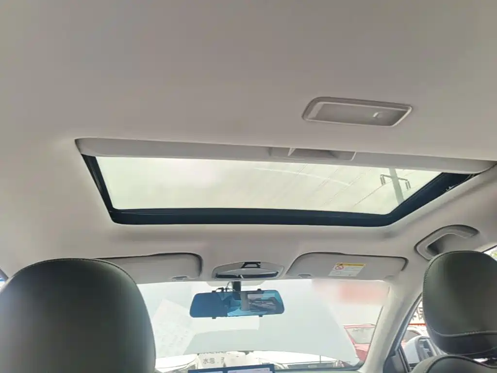Geely Emgrand — миниатюра 18