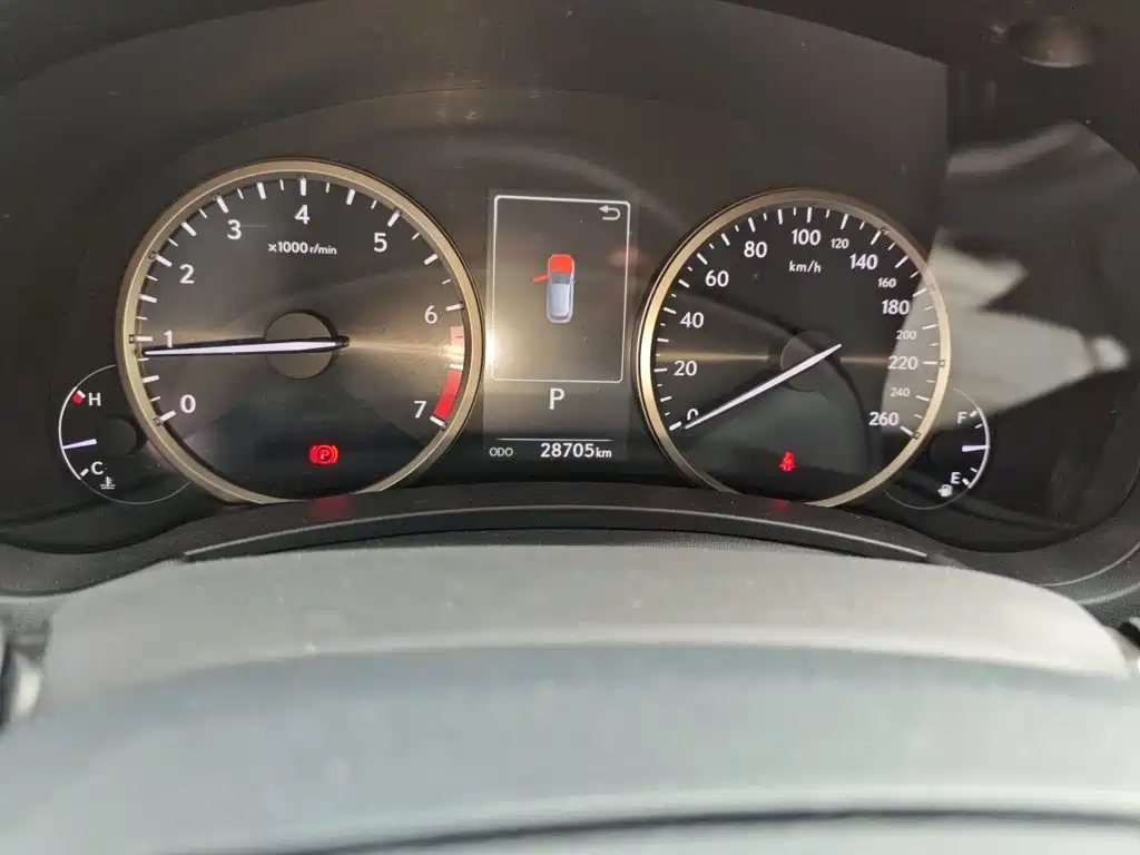 Lexus NX — миниатюра 13
