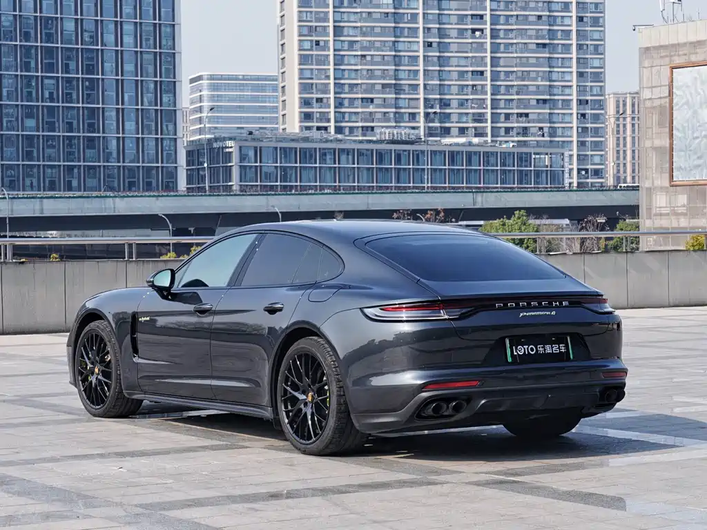 PORSCHE PANAMERA NEW ENERGY