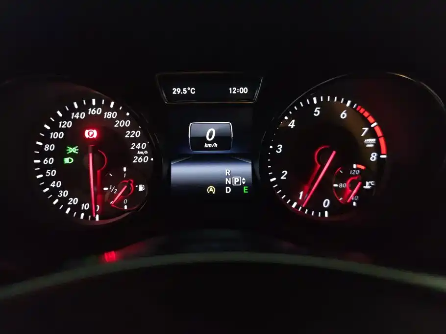 Mercedes-Benz CLA (Import) — миниатюра 14