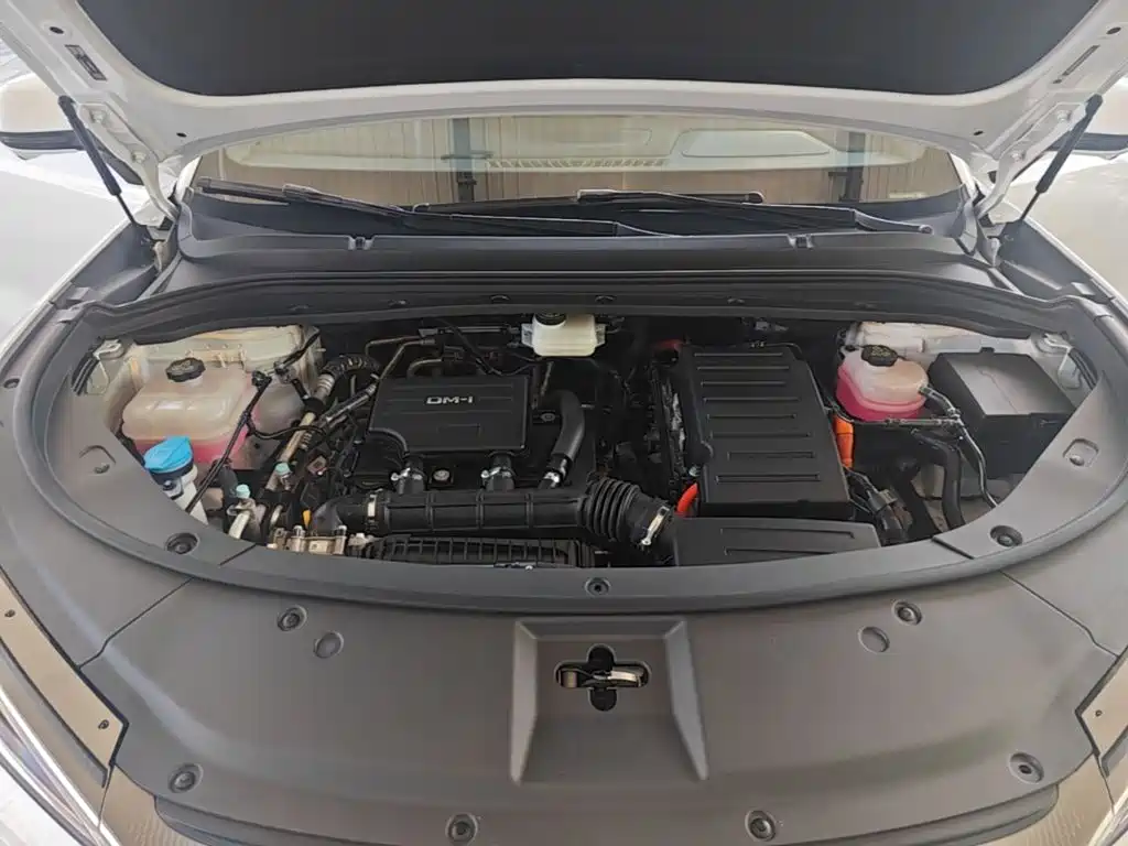 BYD L DM-i — миниатюра 20