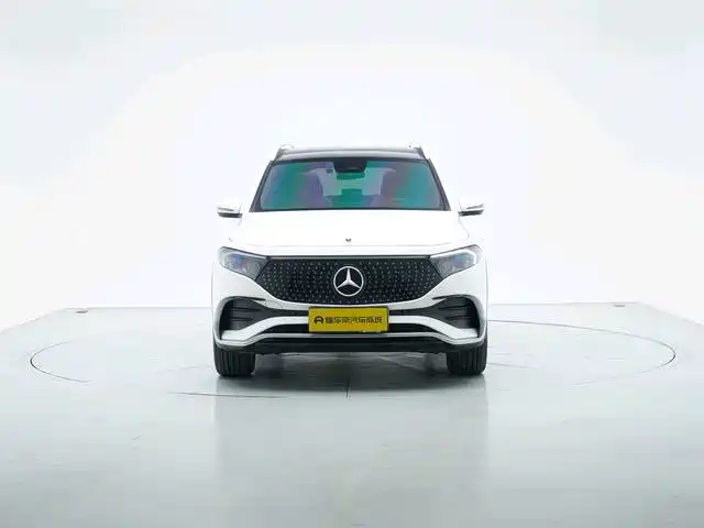Mercedes-Benz EQB — миниатюра 7