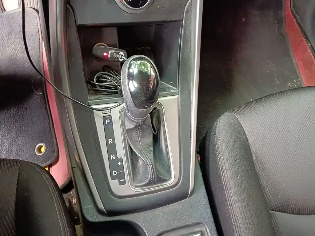 Hyundai Elantra 2015 1.6L AT Fashion