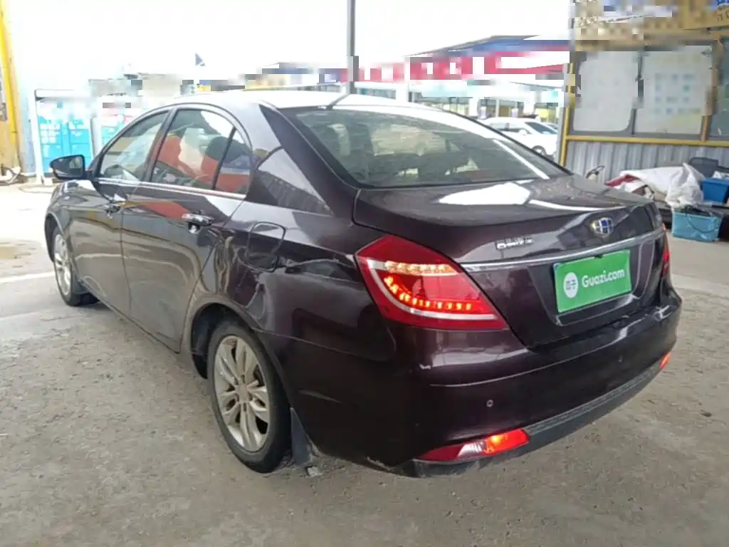 Geely Emgrand — миниатюра 5