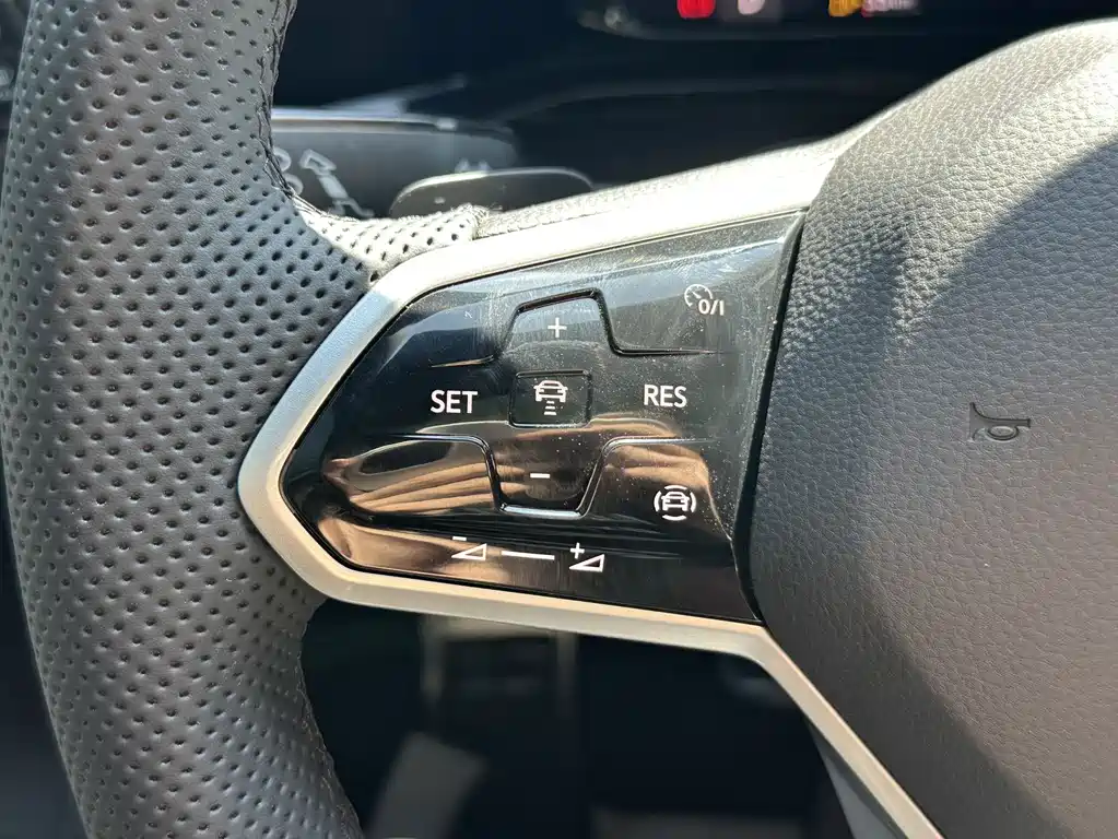 Volkswagen Golf — миниатюра 12