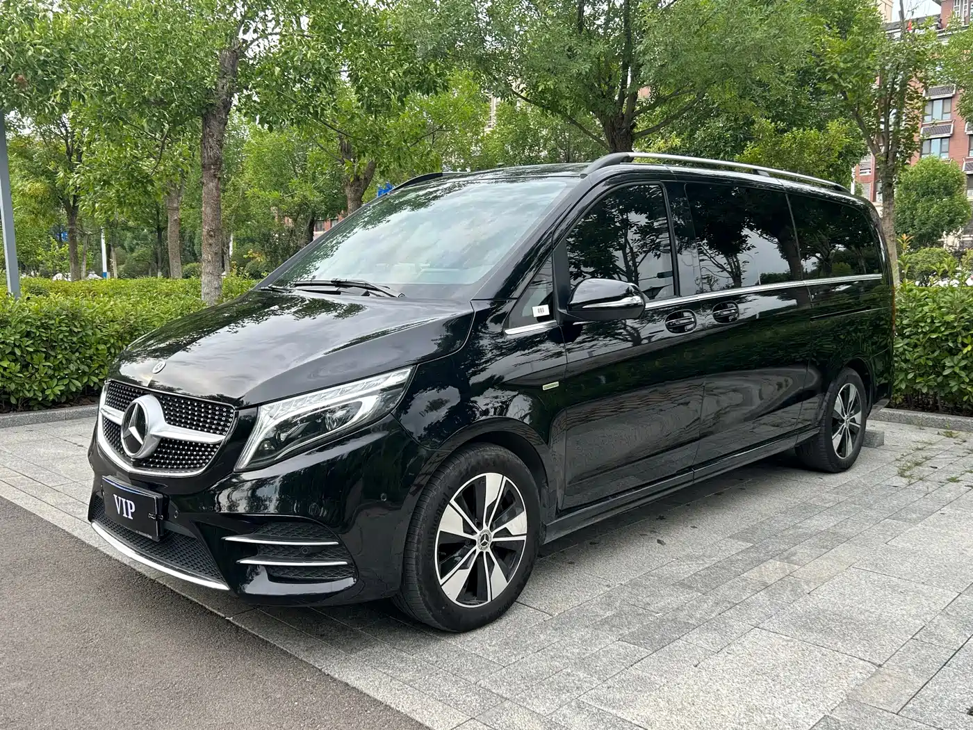 奔驰V级 2020款 V 260 L 长轴距豪华版 2021