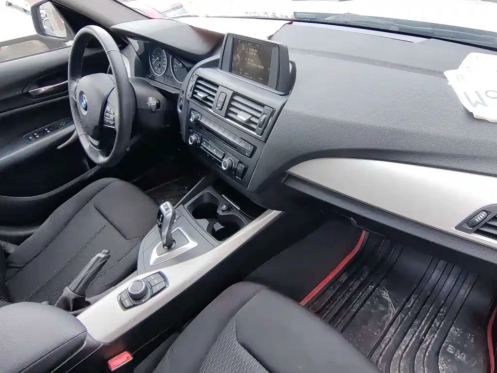 BMW 1 Series (Import) — миниатюра 12