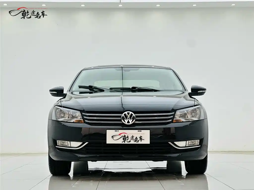Volkswagen Passat 2015 1.8TSI AT