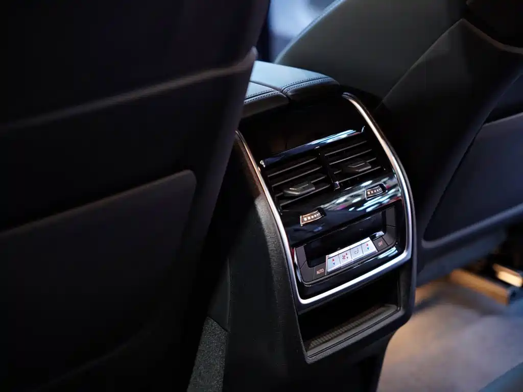 BMW X6 M — миниатюра 24