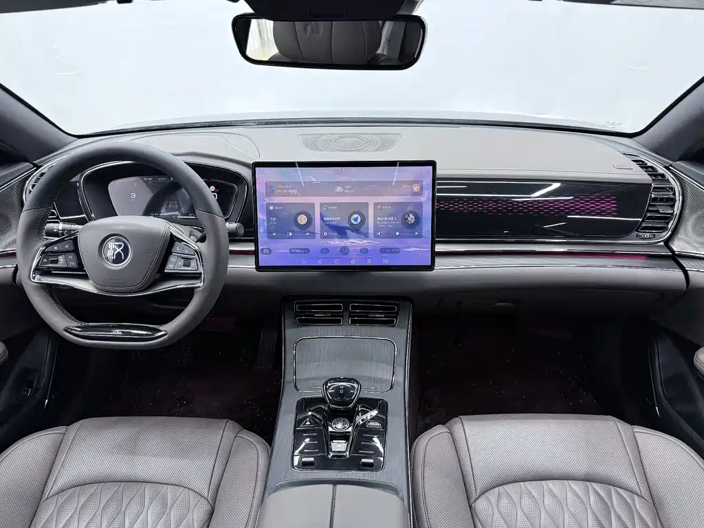BYD Han — миниатюра 8