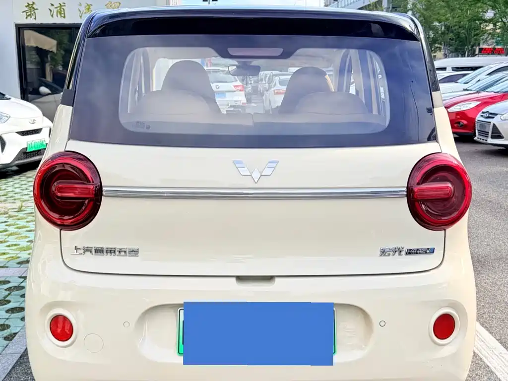 Wuling MINIEV — миниатюра 5