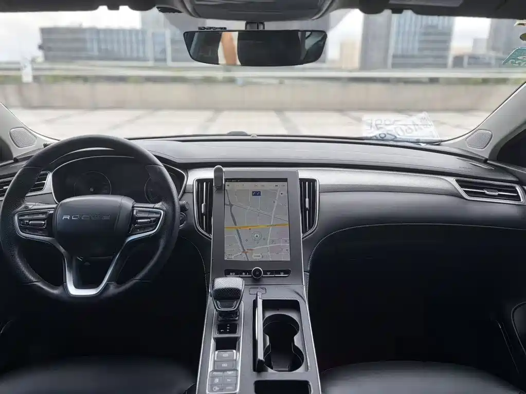 Roewe i6 MAX New Energy — миниатюра 8
