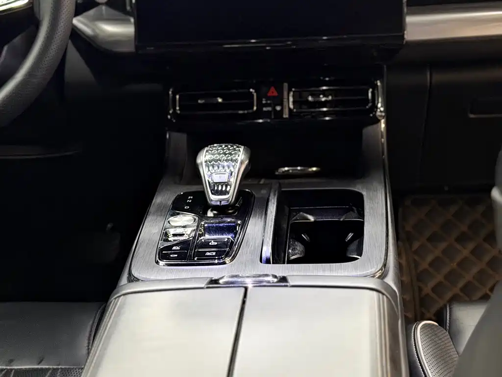 GAC Motor Trumpchi GS8 — миниатюра 10