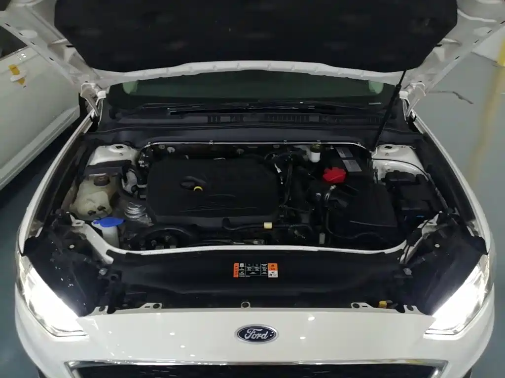 Ford Mondeo — миниатюра 20