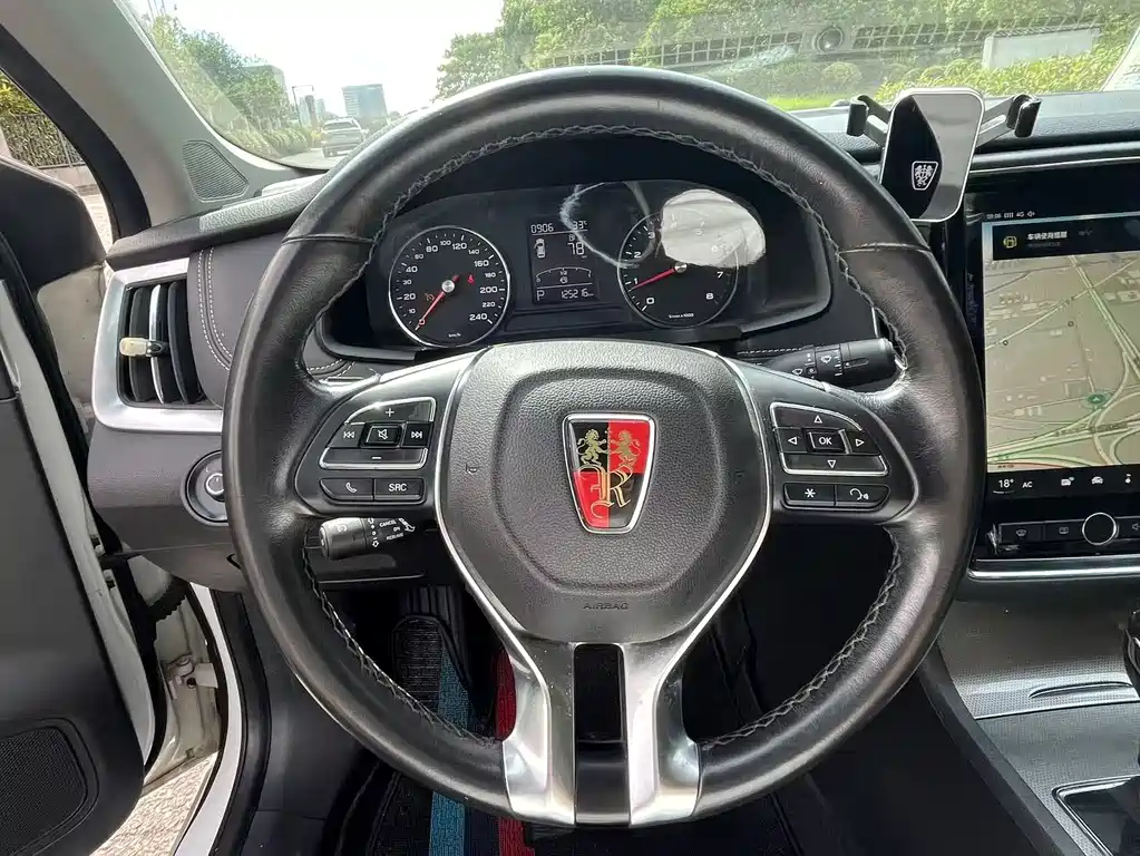 Roewe Roewe i6 Classic — миниатюра 14
