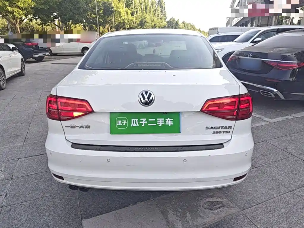 Volkswagen Sagitar — миниатюра 6
