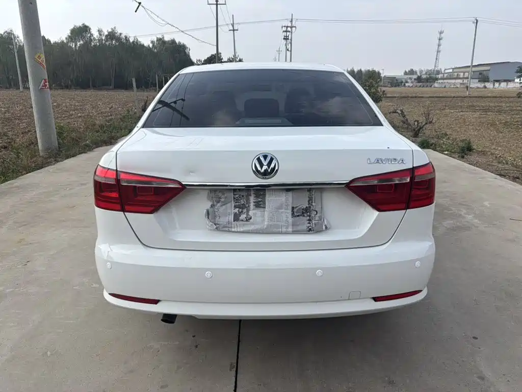 Volkswagen Lavida — миниатюра 23