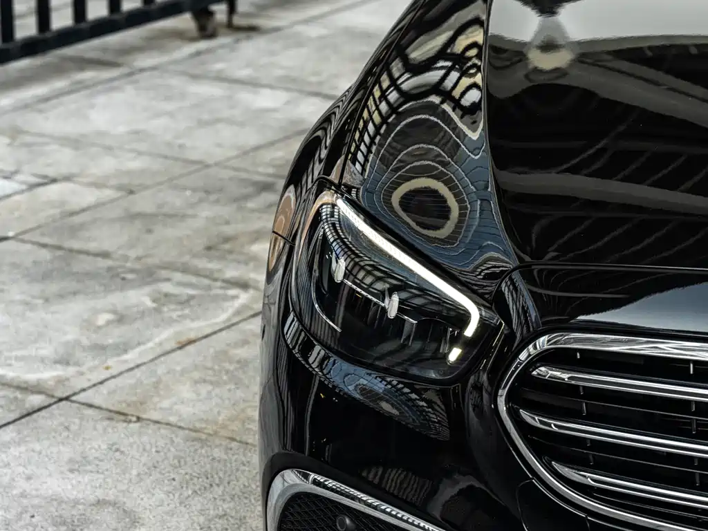 Mercedes-Benz E-Class E 2022 E 260 L