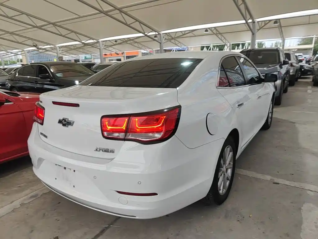 Chevrolet Malibu — миниатюра 7