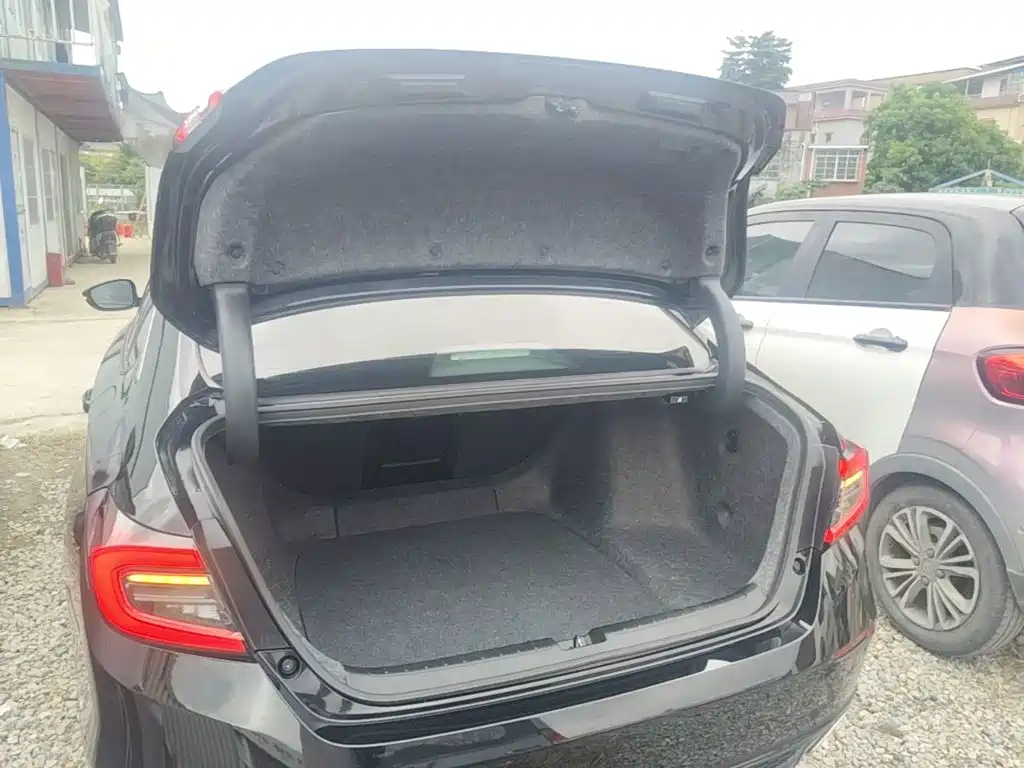Honda Accord — миниатюра 19