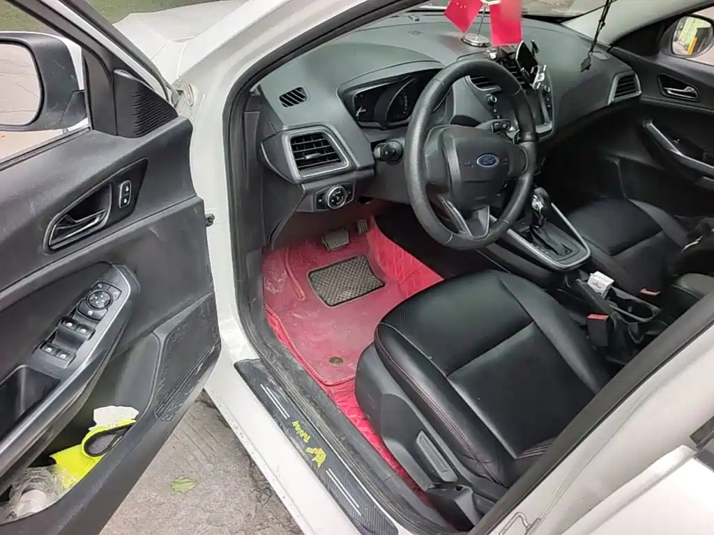 Ford Escort — миниатюра 16