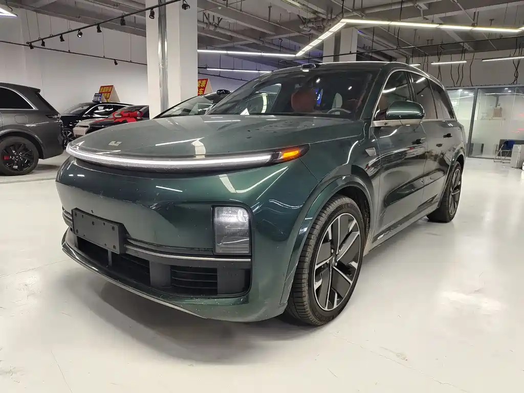 2025 Li Xiang L9 - zdjęcie 1 z 13
