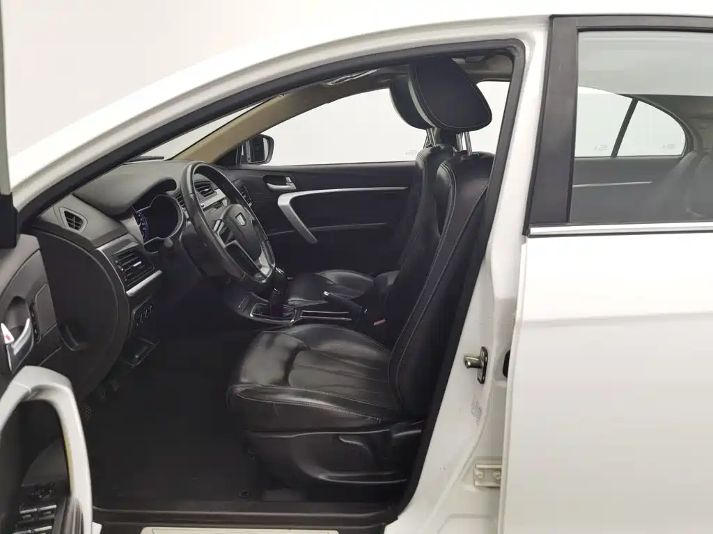 Geely Emgrand — миниатюра 10