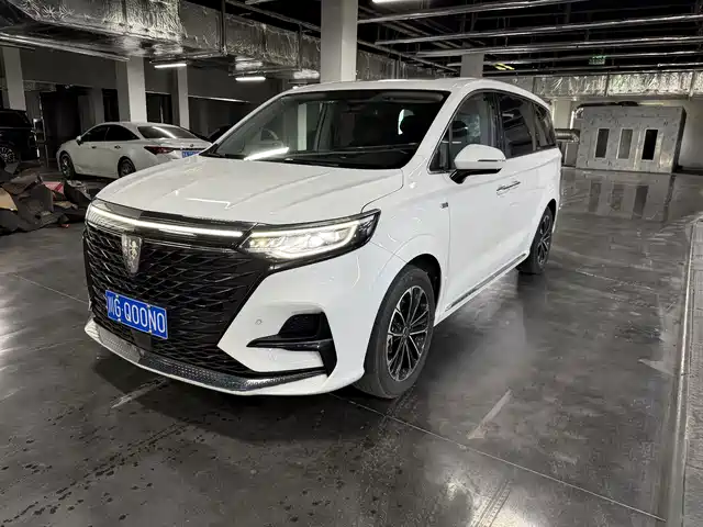 2021 Roewe iMAX8