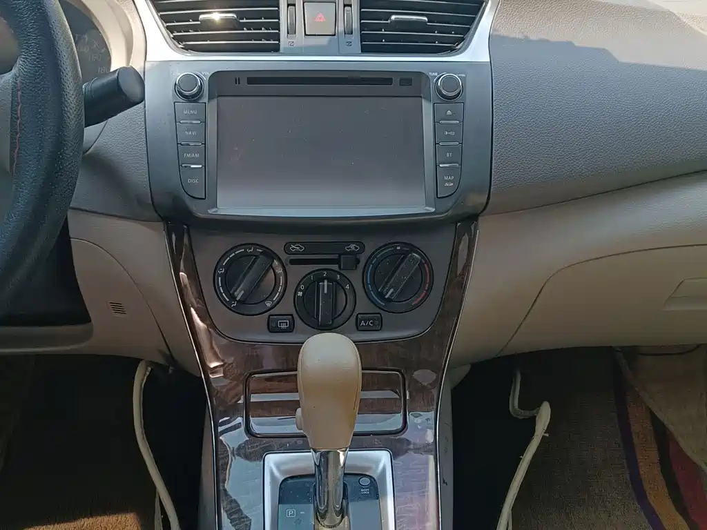 Nissan Sylphy — миниатюра 12