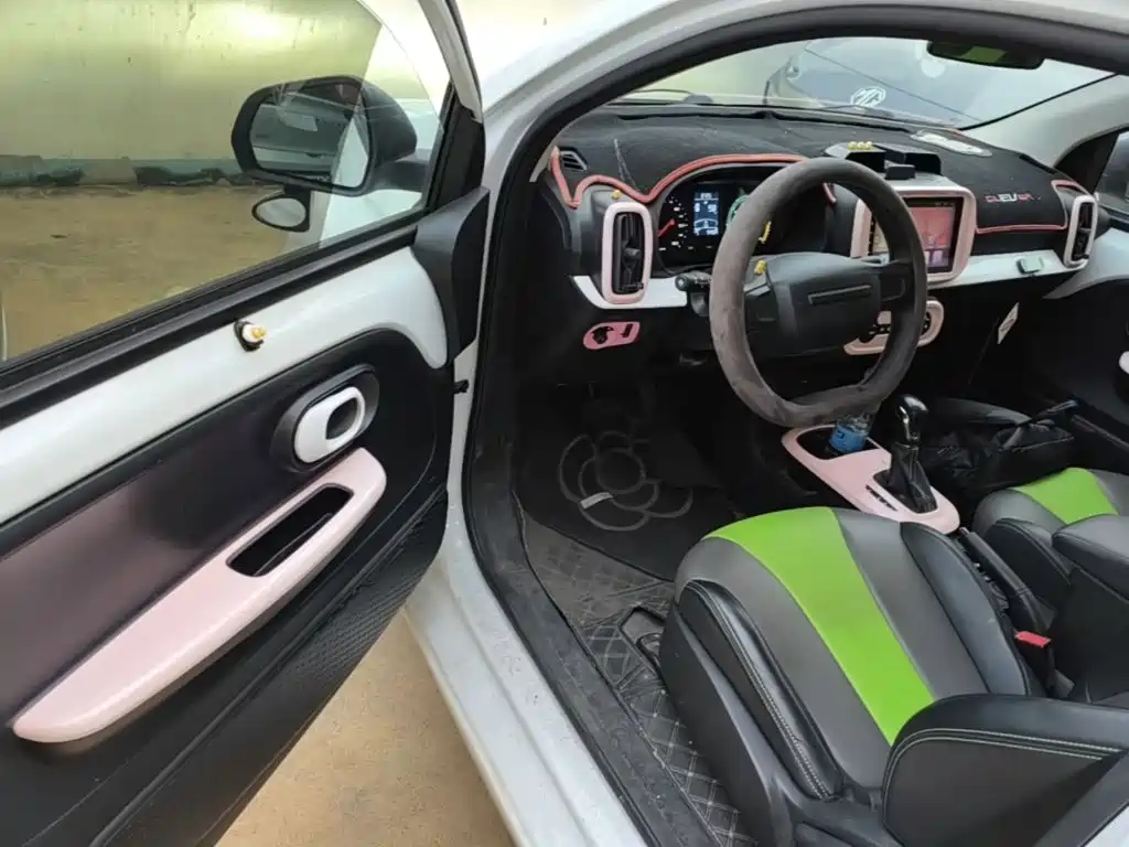 Roewe Clever — миниатюра 16