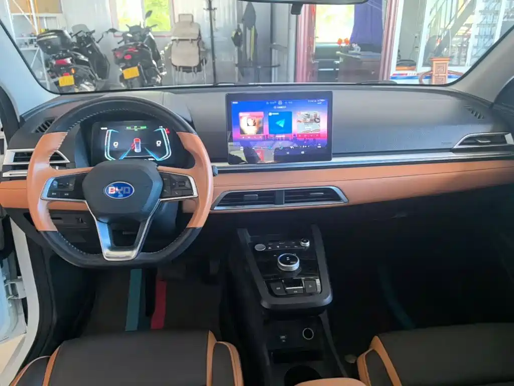 BYD e2 — миниатюра 10
