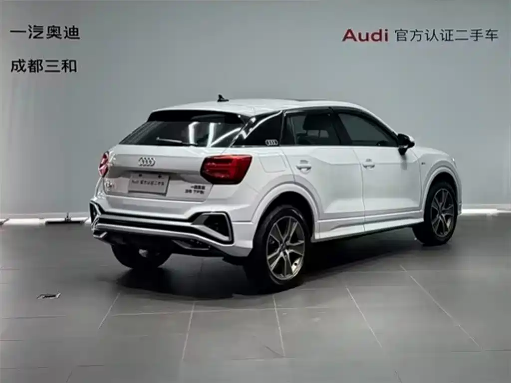 Audi Q2L — миниатюра 4