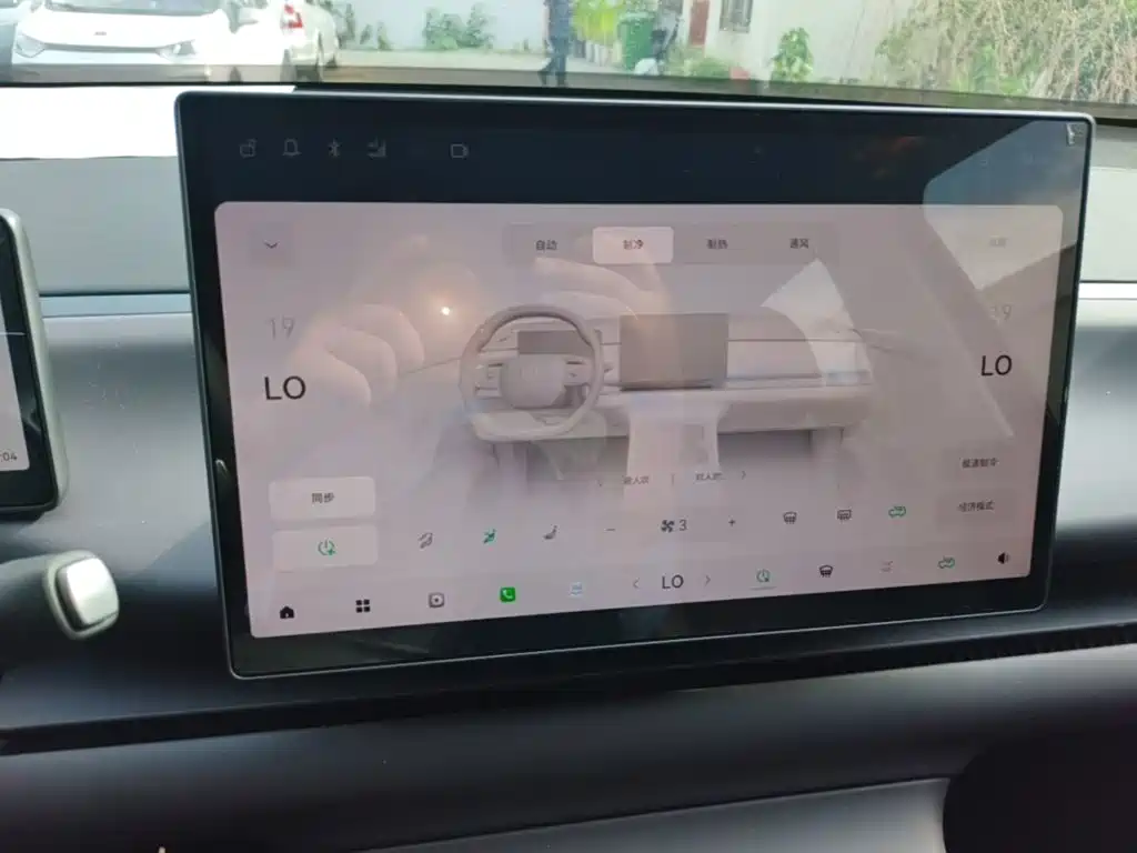 Leapmotor Leapmotor C10 — миниатюра 13