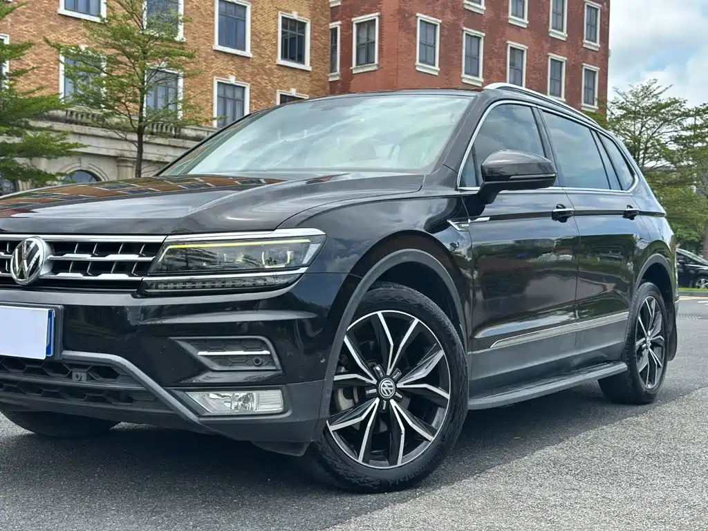 Volkswagen Tiguan L — миниатюра 13