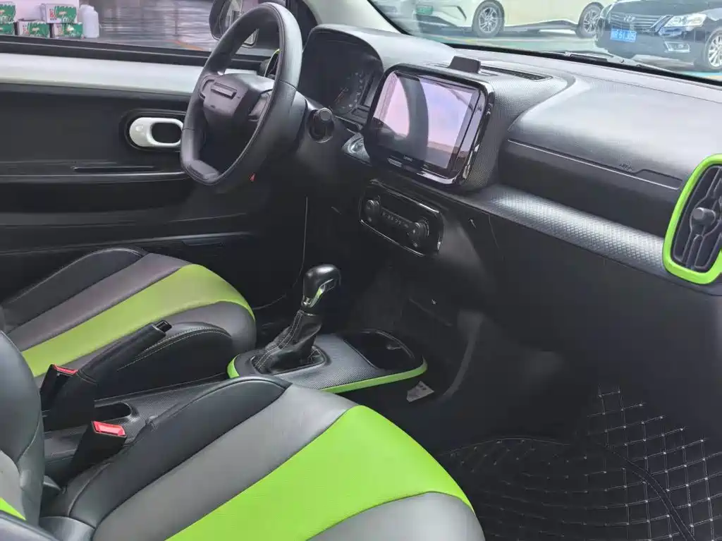 Roewe Clever — миниатюра 8