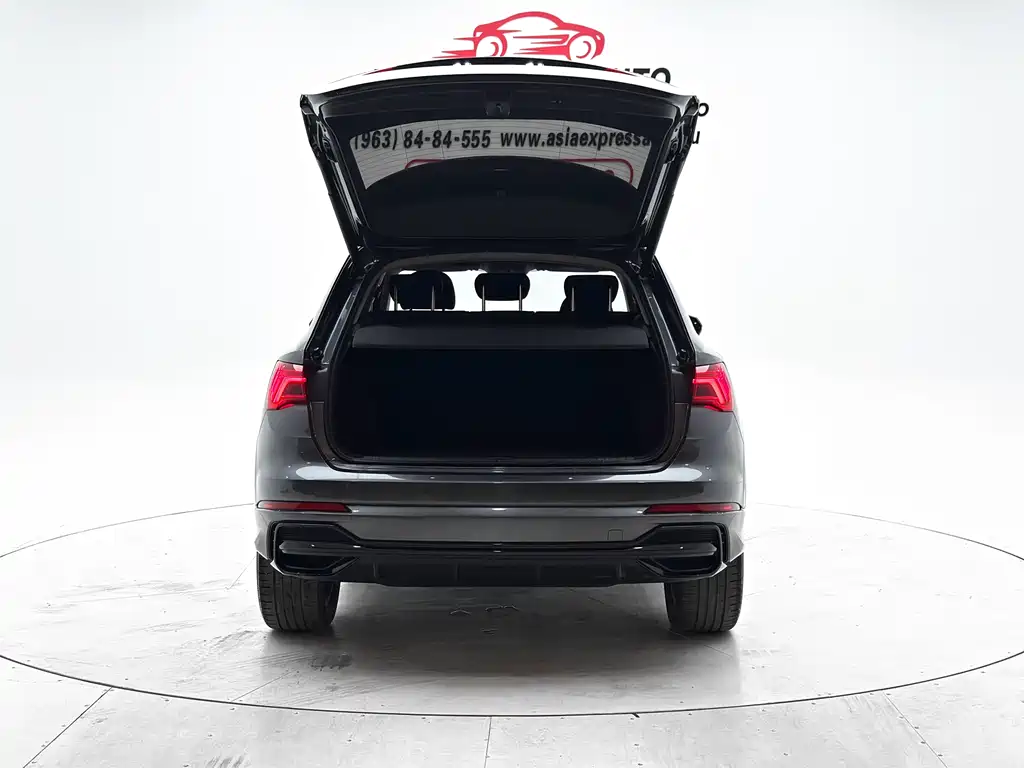 Audi Q3 2023 35 TFSI Fashion (1.4T)
