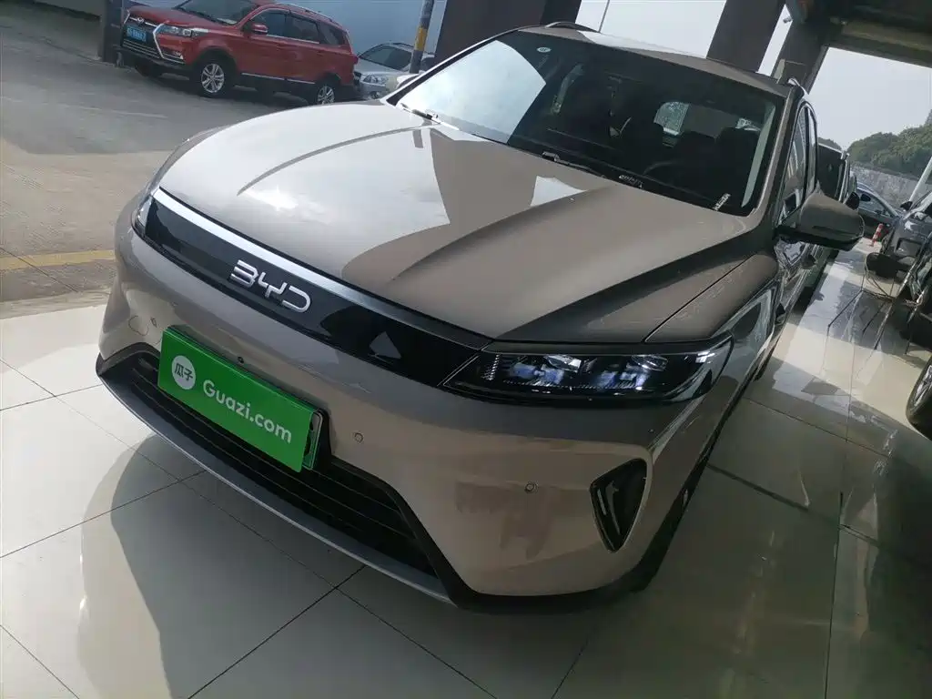 BYD Seal 05 DM-i 2025