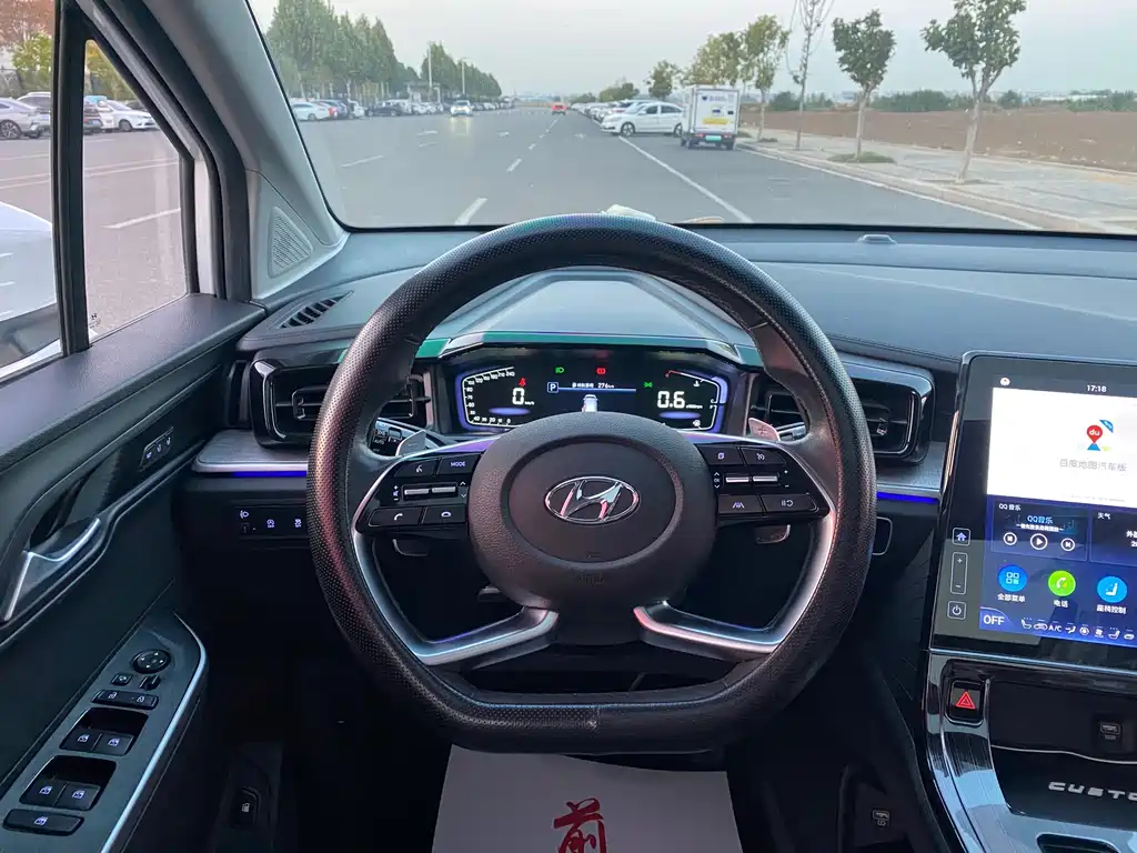 Hyundai Custo — миниатюра 6