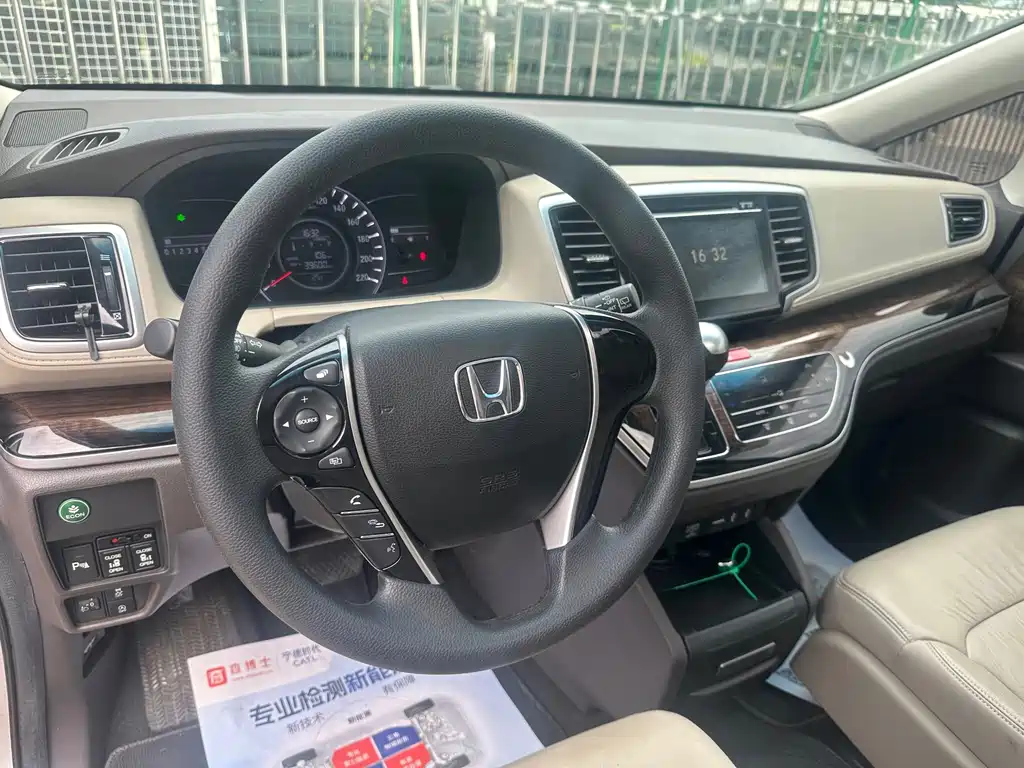 Honda Odyssey — миниатюра 6