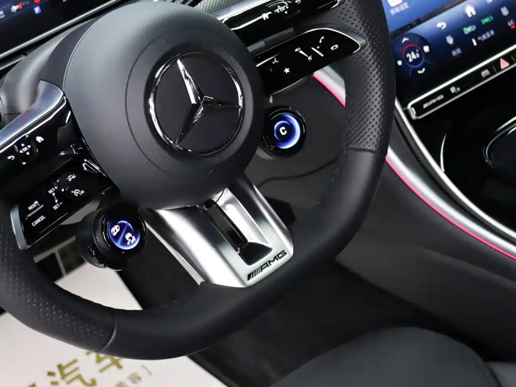 Mercedes-Benz C-Class AMG — миниатюра 9