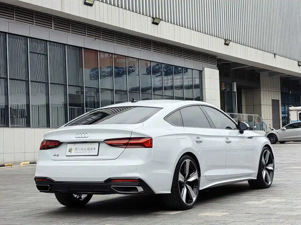 Audi A5 (Import) — миниатюра 7