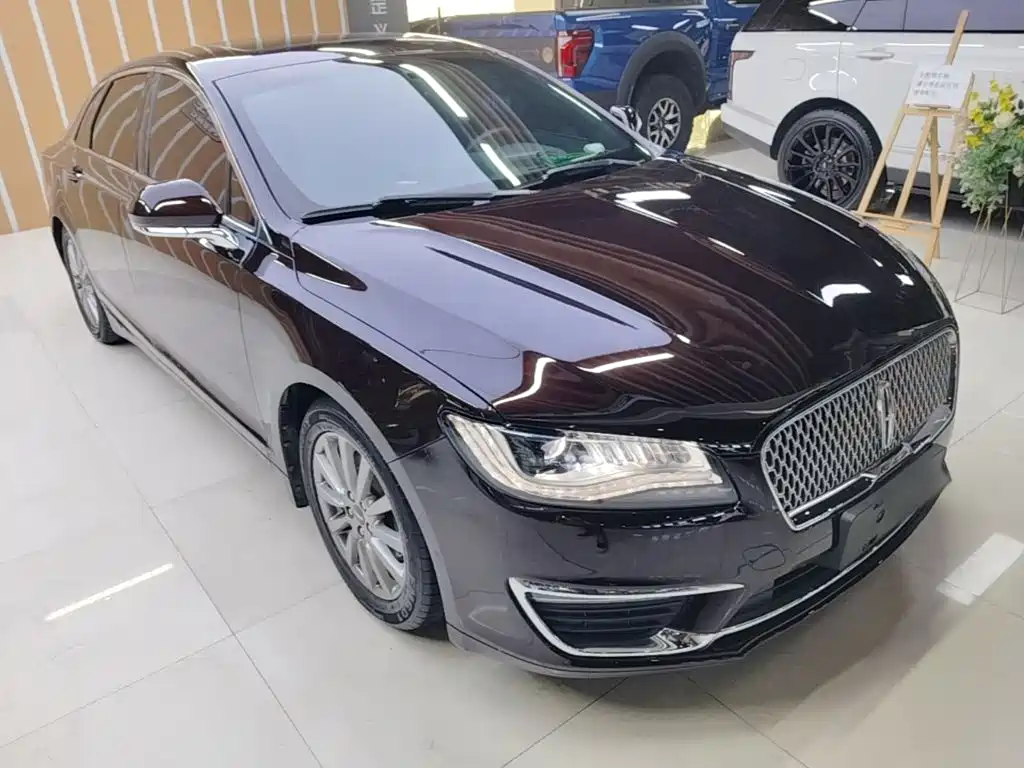 Lincoln MKZ — миниатюра 4