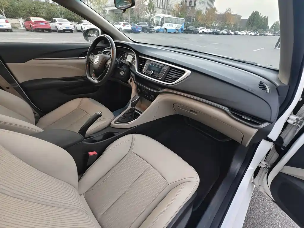 Buick Excelle — миниатюра 7