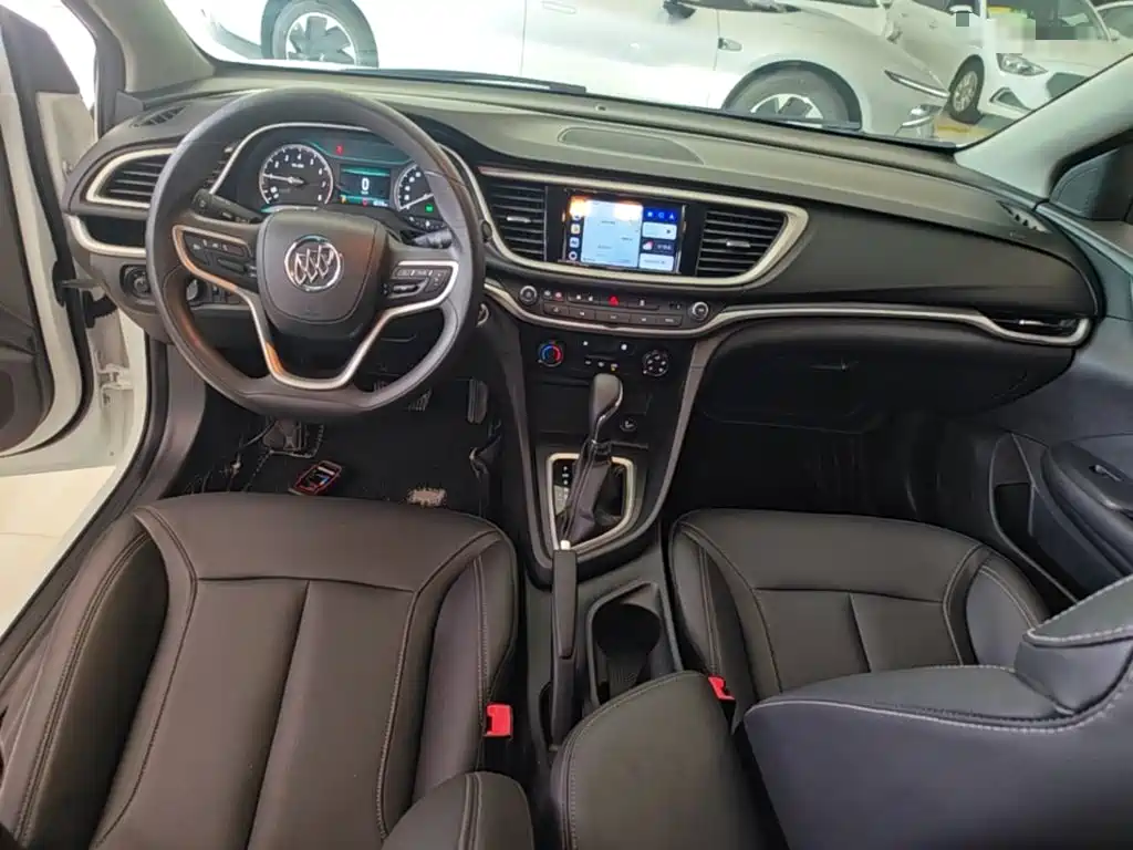 Buick Excelle — миниатюра 10