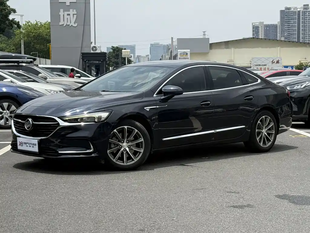 Buick LaCrosse 2021 652T Luxury