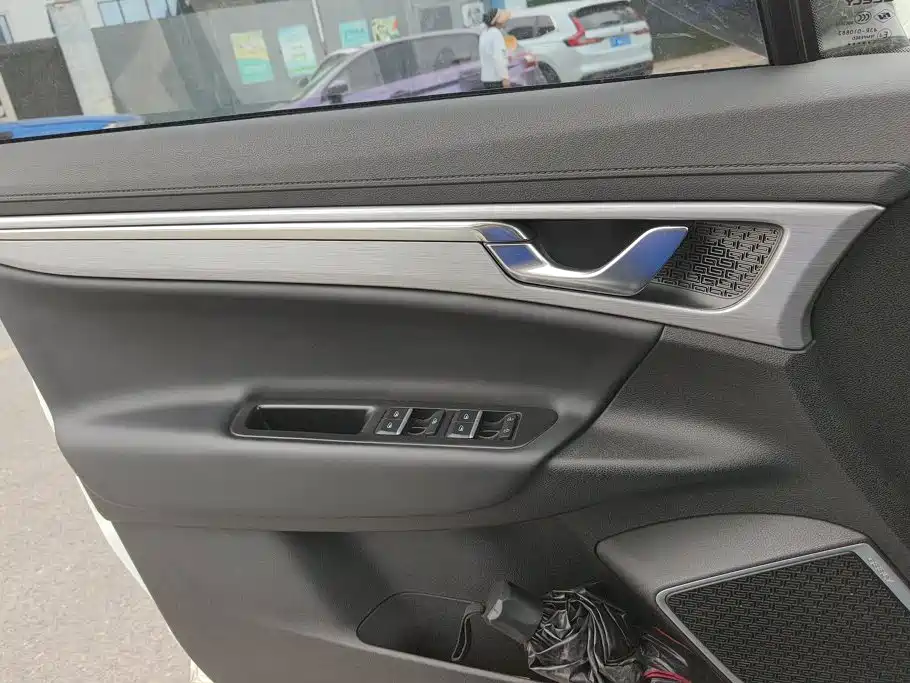 Geely Emgrand GS — миниатюра 7